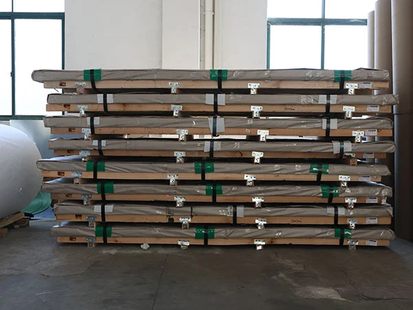 Stainless Steel Plate With Mirror Finish Stainless Steel Plate With Mirror Finish